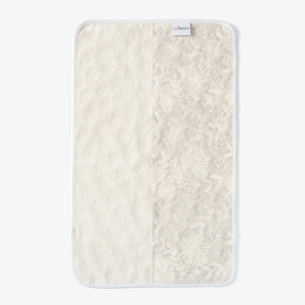 Fudgey Protects 2.5M - Double sided Absorbent Bed Mat - Floral