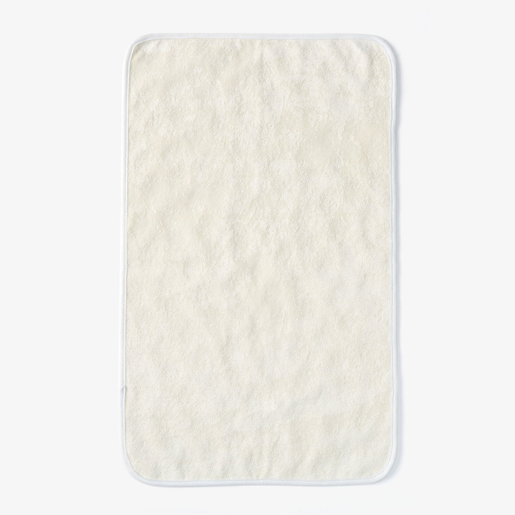 Fudgey Protects - Double sided Absorbent Bed Mat - Spot